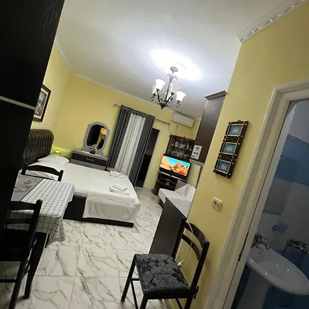 Vila Mikaela * Ksamil