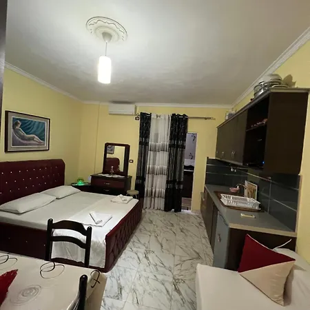 Vila Mikaela Apartamento Ksamil